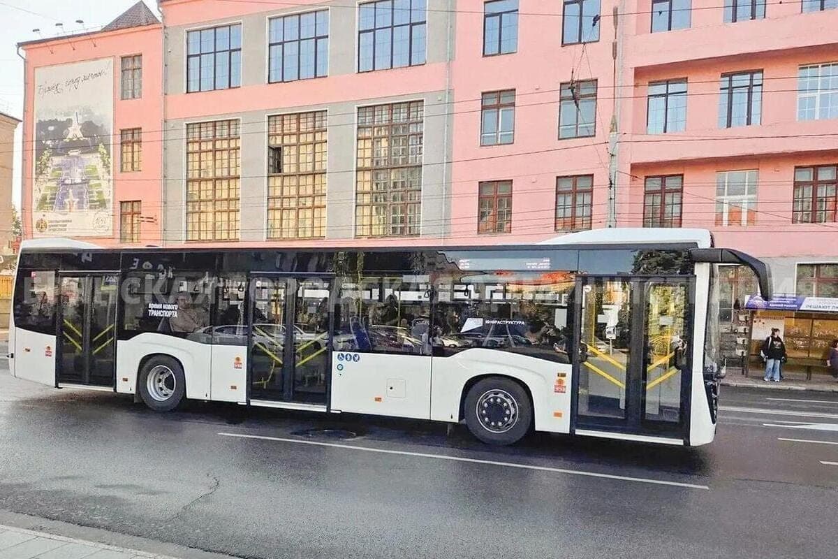 В Брянск до конца года доставят еще 20 автобусов большой вместимости