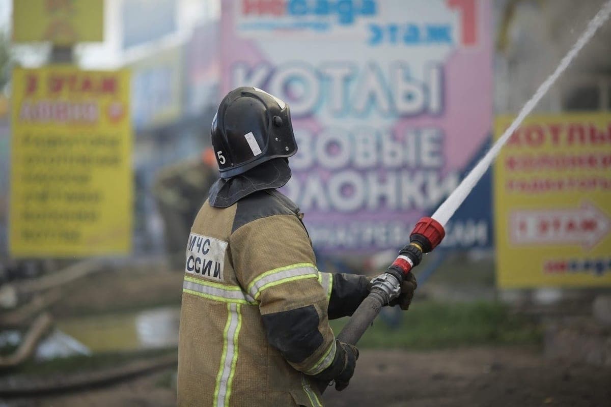 В Волгоградской области за сутки потушили четыре техногенных пожара