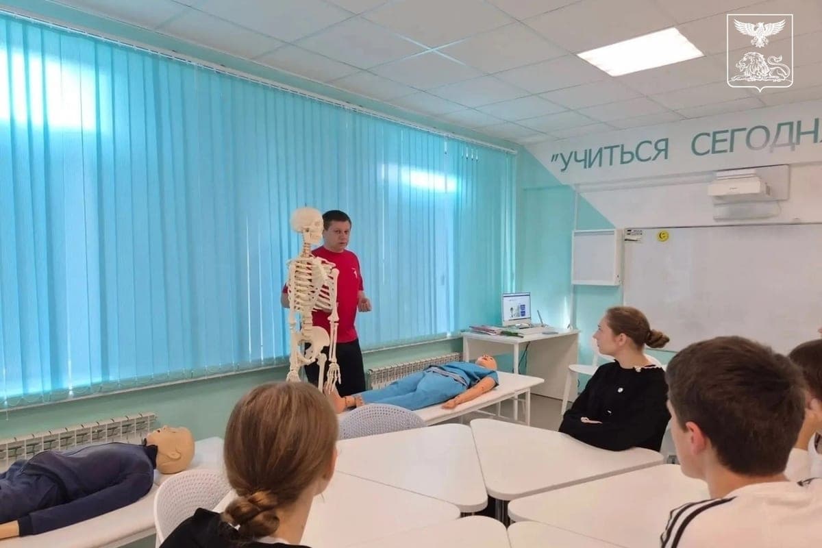 В Красненской школе организовали мастер-класс по первой помощи
