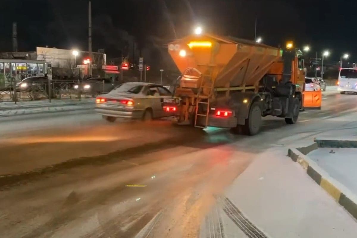 In Ulan-Ude during snowfall special equipment will work around the clock