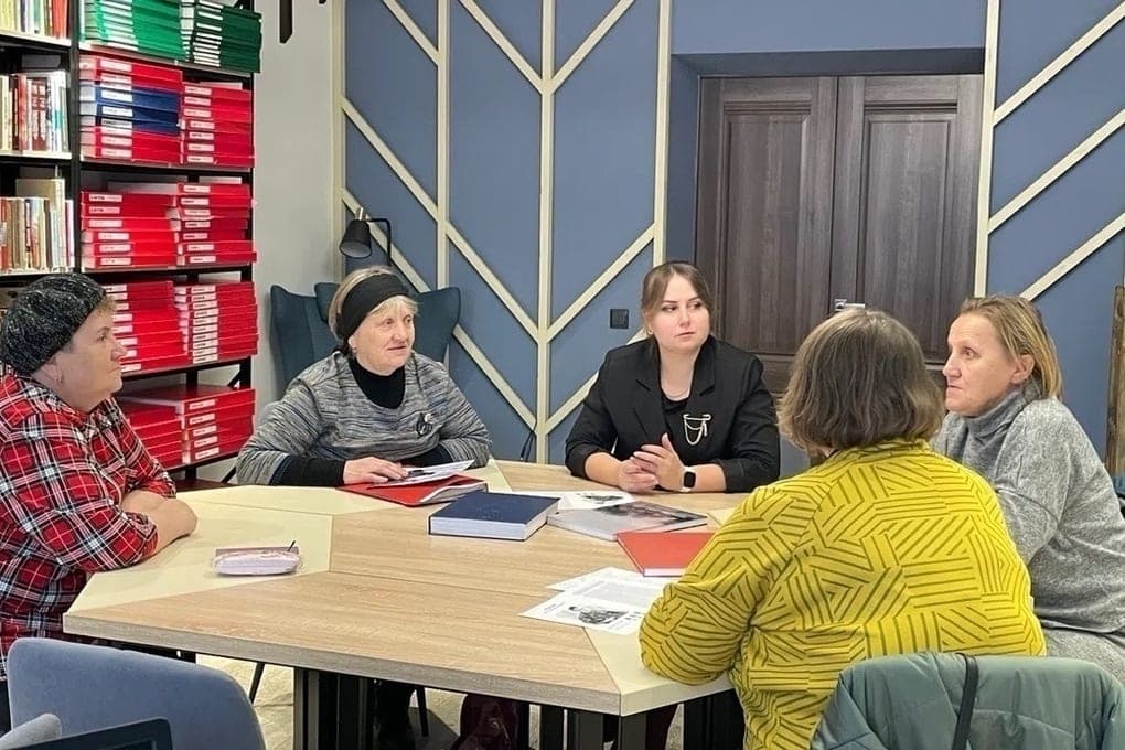 En Karpogory en la biblioteca de Abramov comenzó importante trabajo