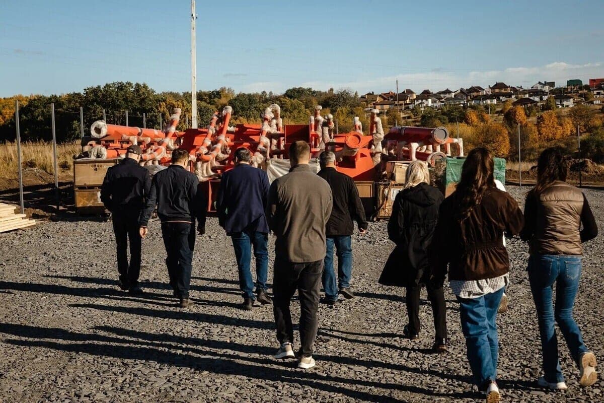 В парк «Курская сказка» прибыли первые аттракционы
