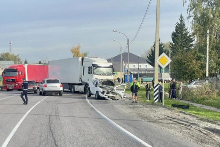 Молодой водитель оказался в больнице после аварии в Измалковском округе