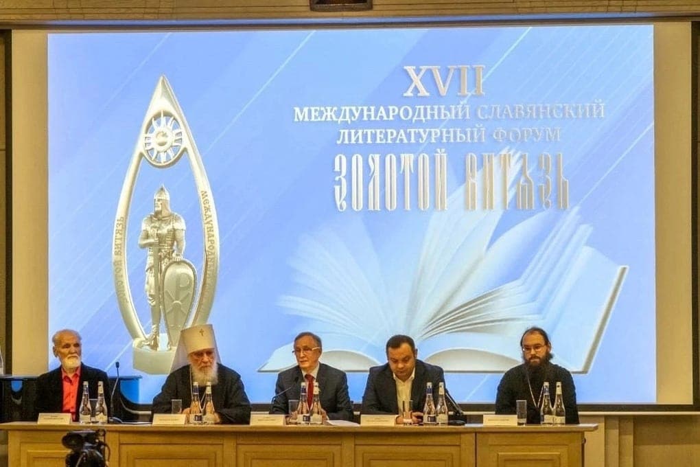 Псковский писатель Игорь Смолькин получил «Золотого Витязя» и Патриаршую премию