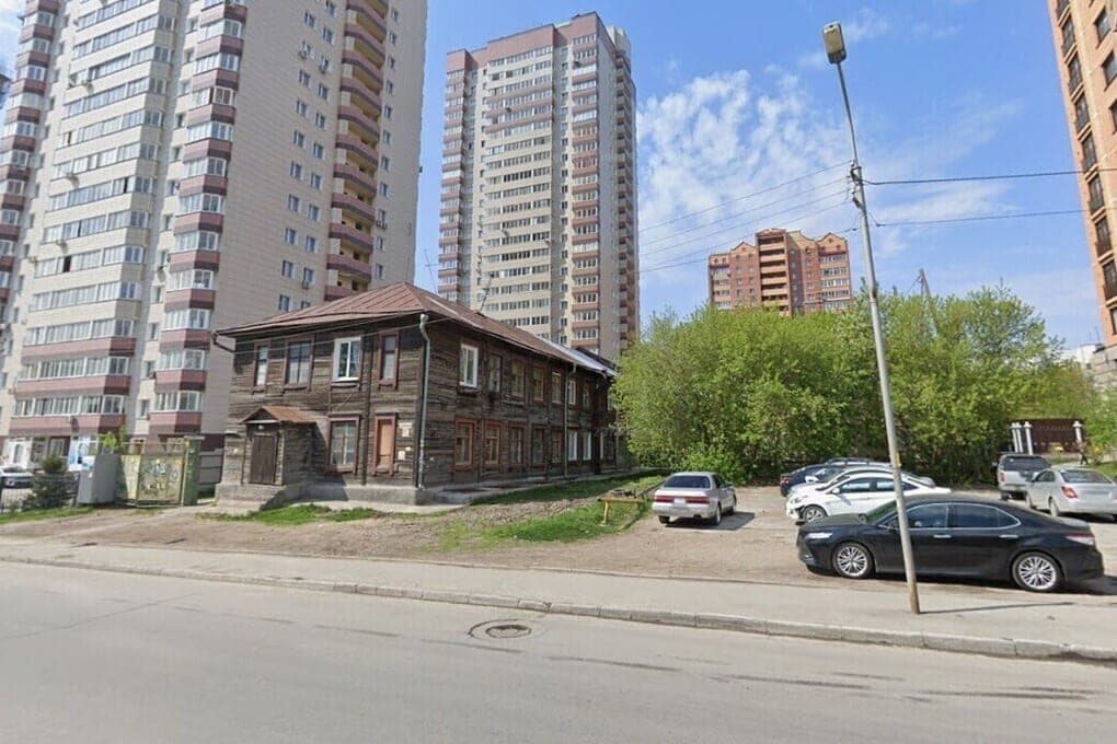 Emergency barracks near the Central Park of Novosibirsk will be demolished