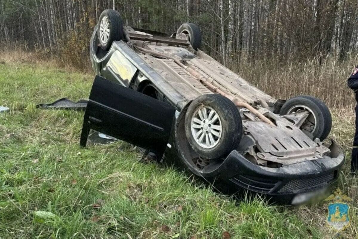 Kostroma accidents: in the cabin of the overturned Renault was a 12-year-old teenager