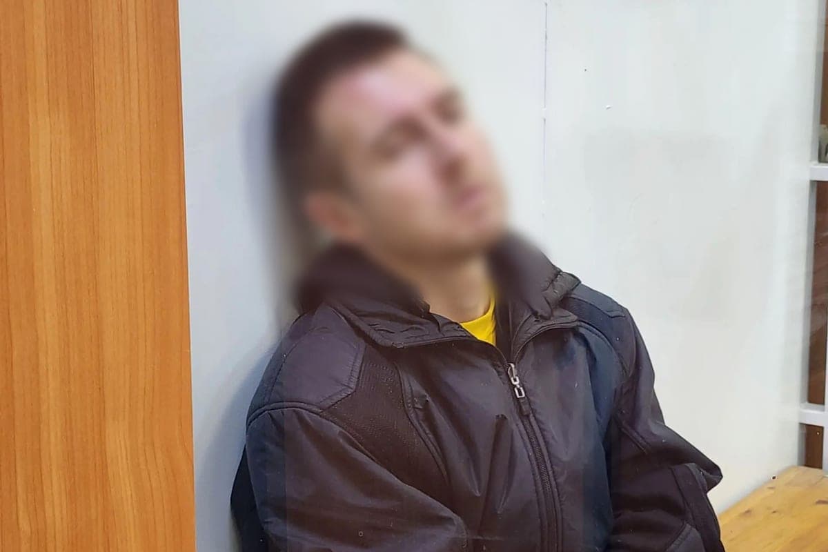 В Петербурге суд отправил под стражу до 25 декабря математика-убийцу сына и тёщи