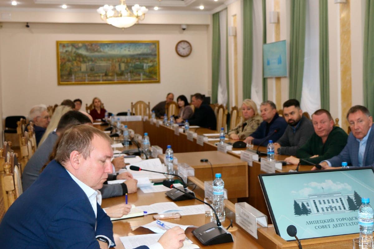 Lipetsk deputies demanded to check the storm drain on Nizhny