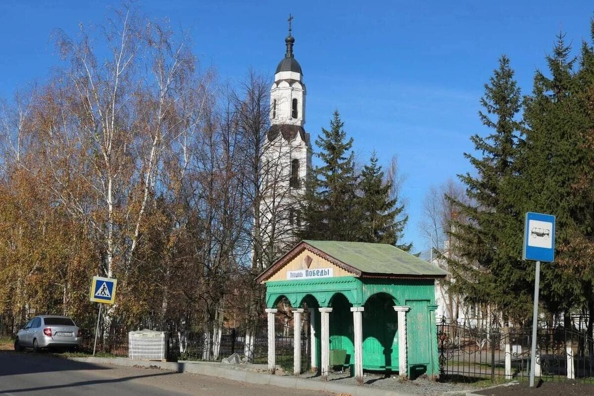 В Порецком продолжается благоустройство исторического центра