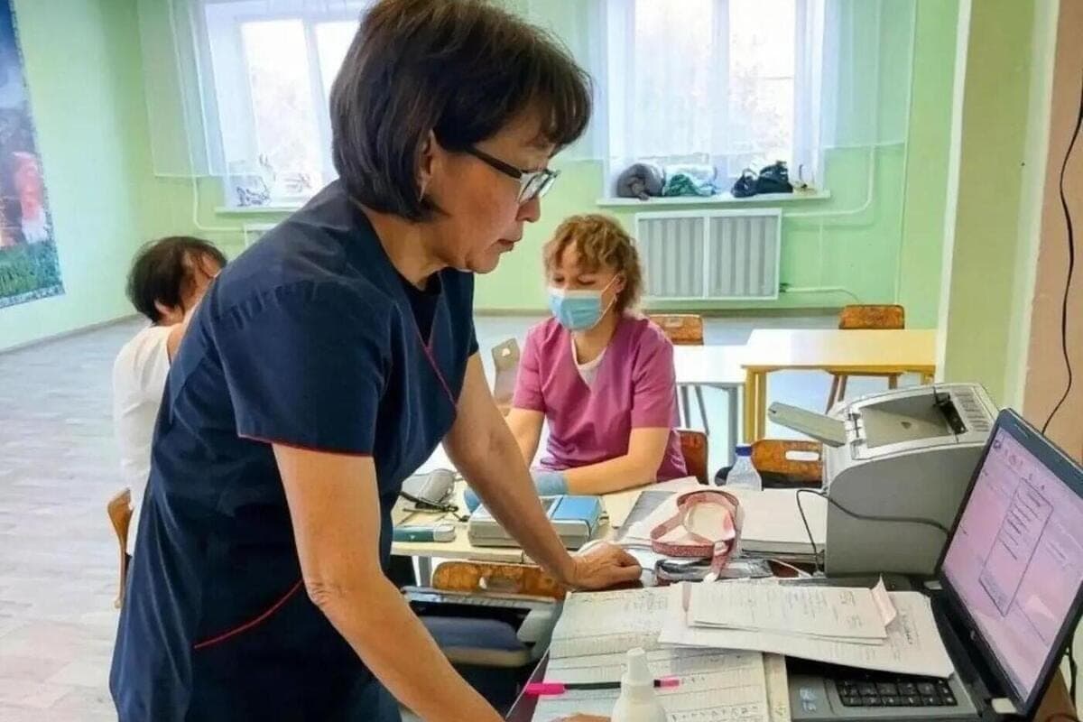 Doctors examined teachers of Khakass kindergarten for two days
