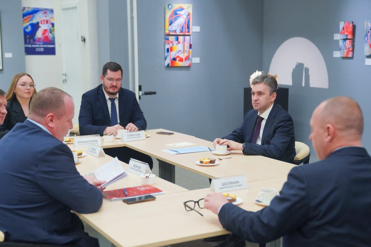 Voskresensky met with the heads of Ivanovo branches of parliamentary parties