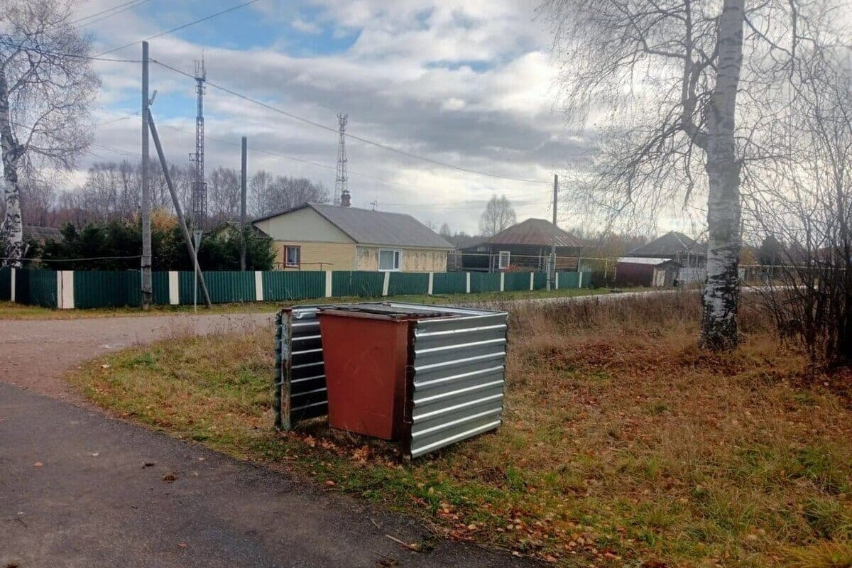 В селе Нарга установили новый контейнер для мусора после обращения жителя