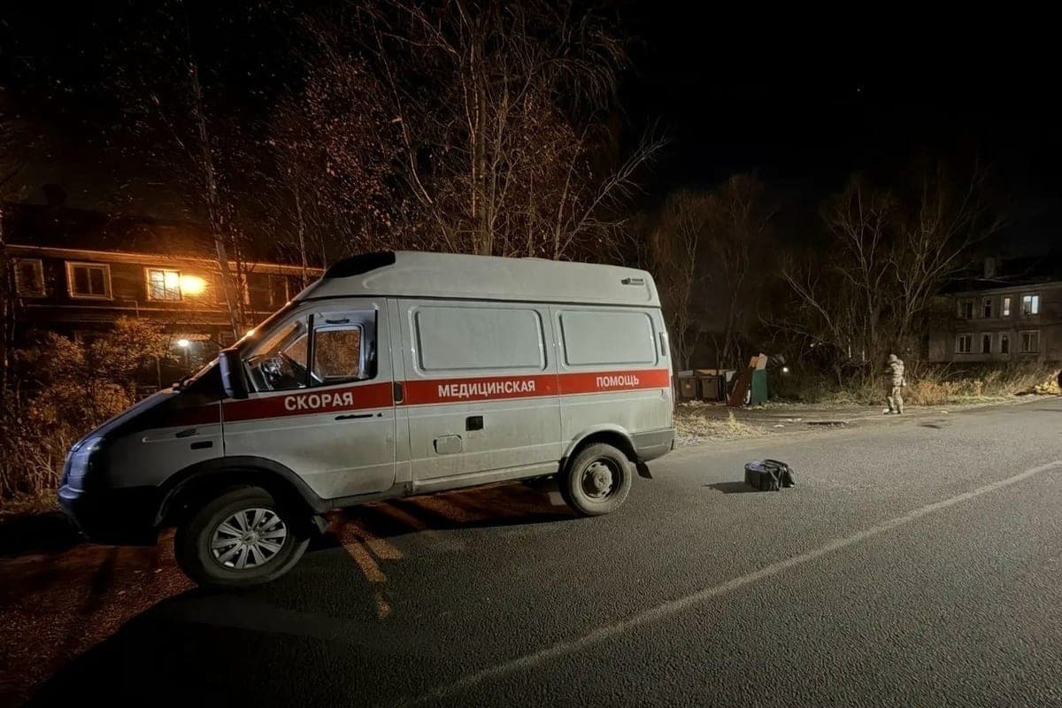 He hit a car outside a shop in Isakogork and died