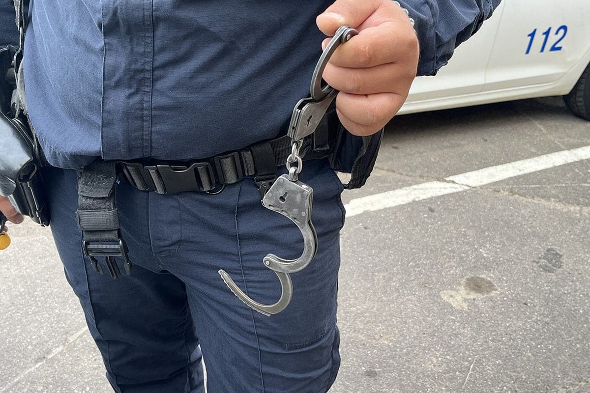 Бывшие боровичские гаишники сядут на три года за неполученную взятку