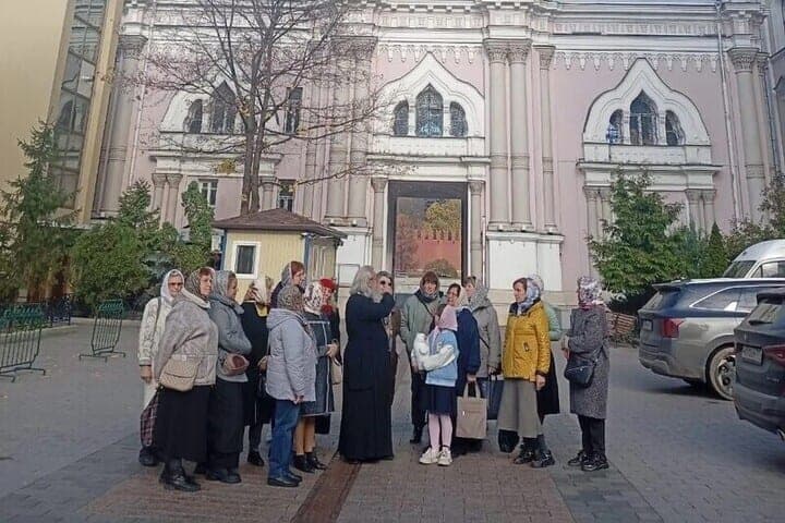Serpukhovichi visited the ancient temple and Moscow Strelets Chambers