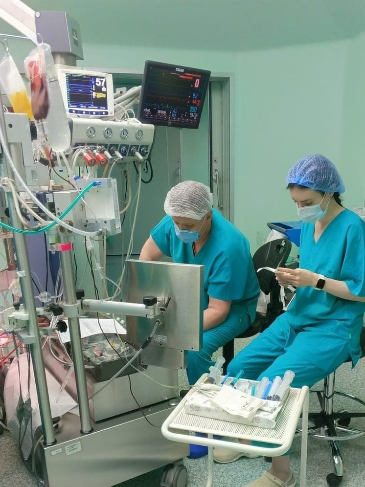 Tyumen doctors brought back to life the tiny heart of the girl