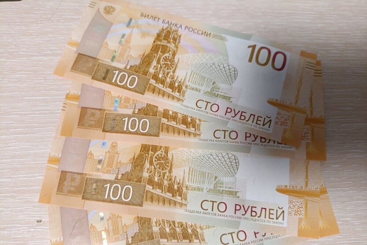 Novgorod residents were told that a delay in wages threatens a fine of up to 500 thousand rubles