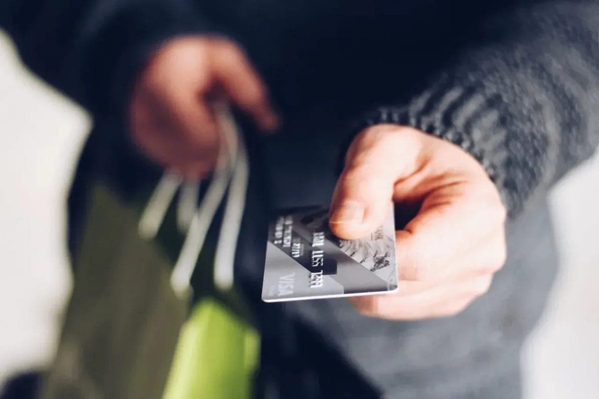 Elista court will consider the case of theft of money from a bank card