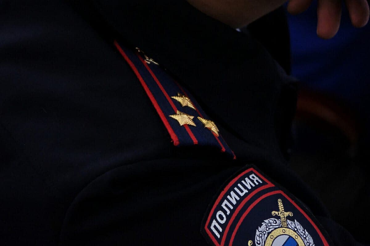 In Ulan-Ude, a citizen jumped on the roof of someone else’s car for 200 thousand rubles