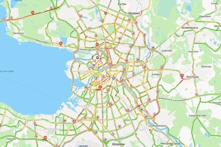 Drivers across St. Petersburg stuck in hellish 9-point traffic jams