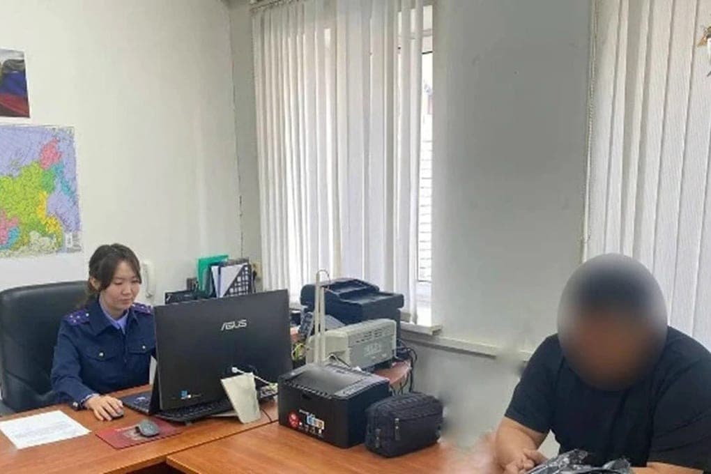 The head of electric networks in the area of Kalmykia was sent to jail for a bribe from business