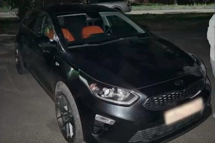 In Bryansk, a woman damaged a neighbor’s car due to a parking conflict