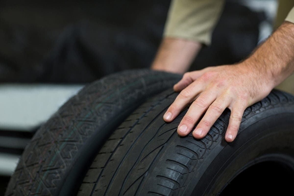 Match in the machine and the ripped threshold: how not to be deceived on the tire