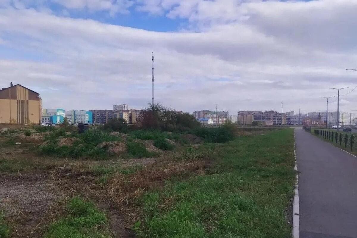«Спекулировали на теме». Мэрия Абакана отменила аукцион на аренду пустыря под будущий детсад из-за горожан