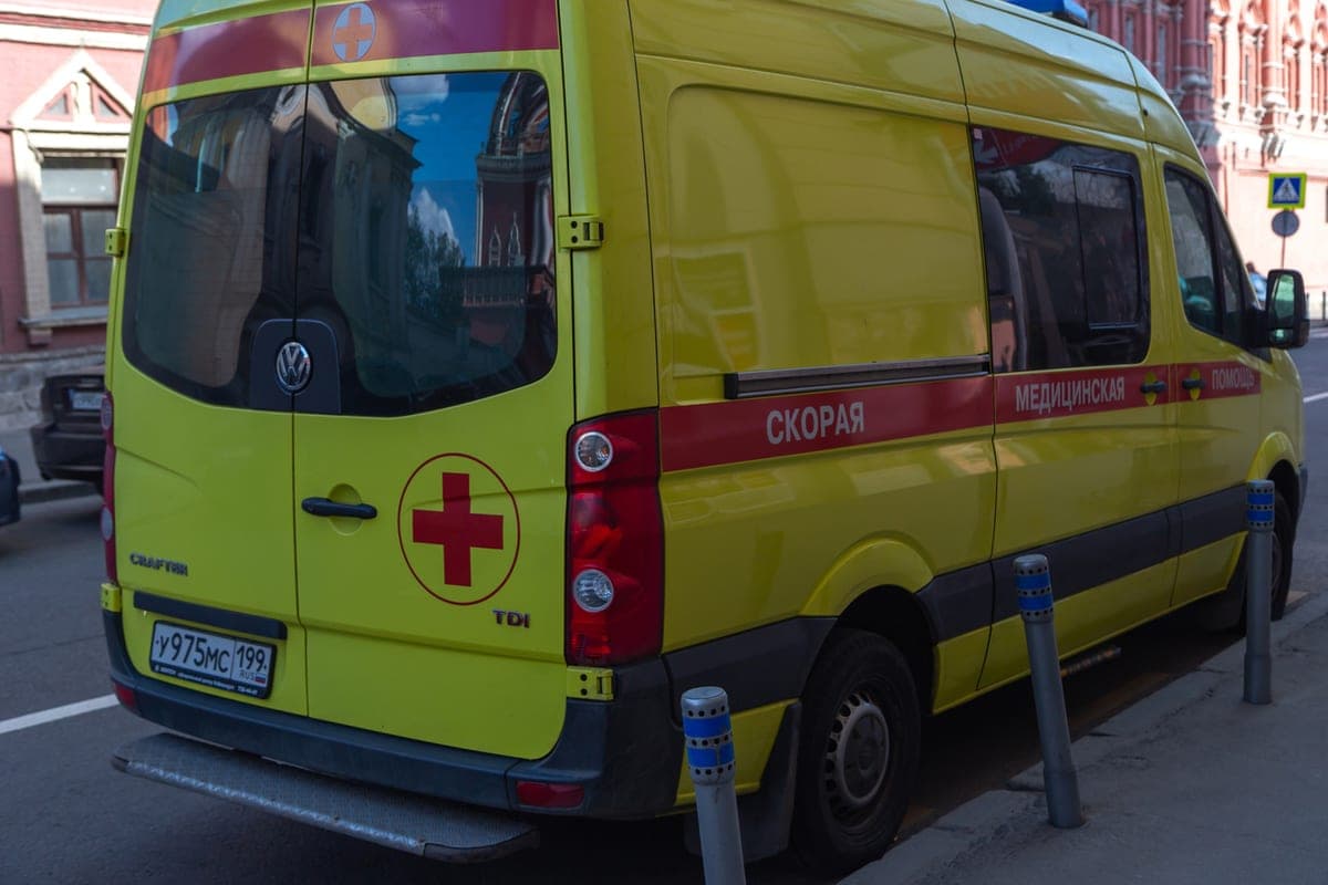 The child stopped talking after learning about the death of his father in the ambulance