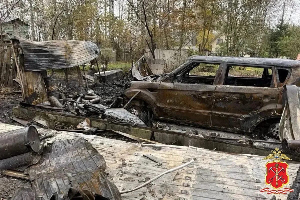 В Мурино 49-летний мужчина поджег гараж с «Киа Соул» своего соседа