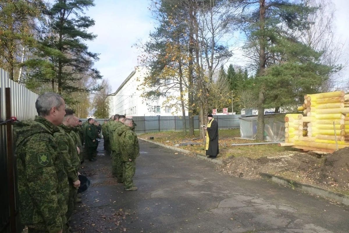 In the military town in Kamenka consecrated the beginning of the construction of the chapel