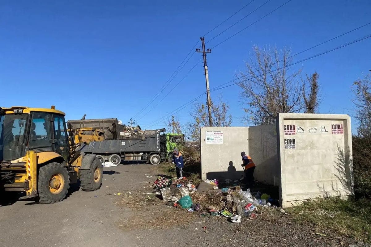 На Полынковском кладбище Тамбова привели в порядок контейнерные площадки