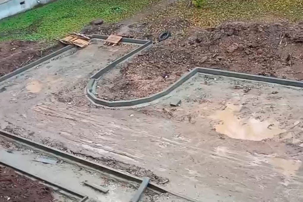 They forgot about one of the gardens