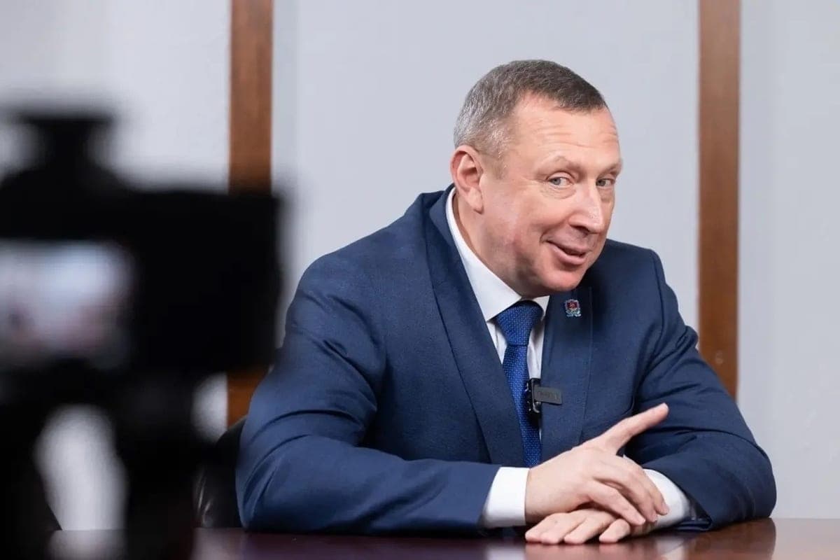 Токарев рассказал, как его останавливают на входе в администрацию