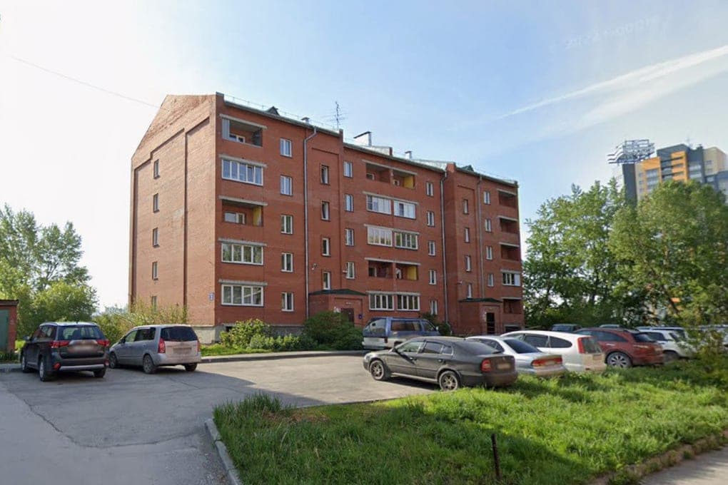 The authorities of Novosibirsk decided to demolish the problematic high-rise building in 2010