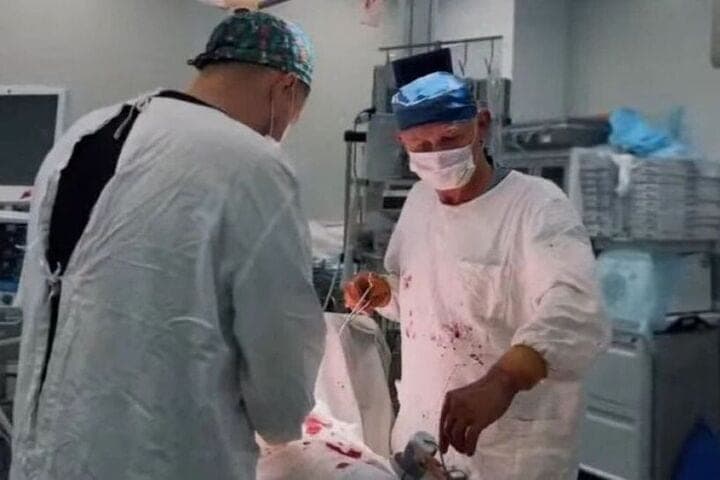 Voronezh oncosurgeons removed metastasis along with rib fragment in a patient with breast cancer recurrence