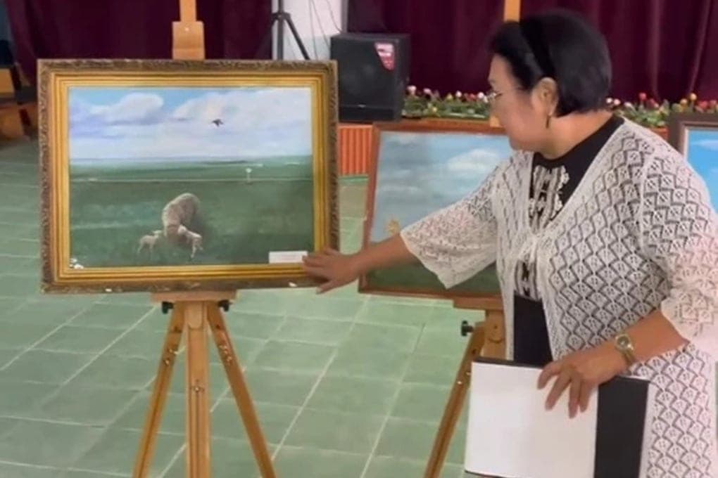 Dans le centre de district de Kalmykia est une exposition pour les détenteurs de la carte Pouchkine
