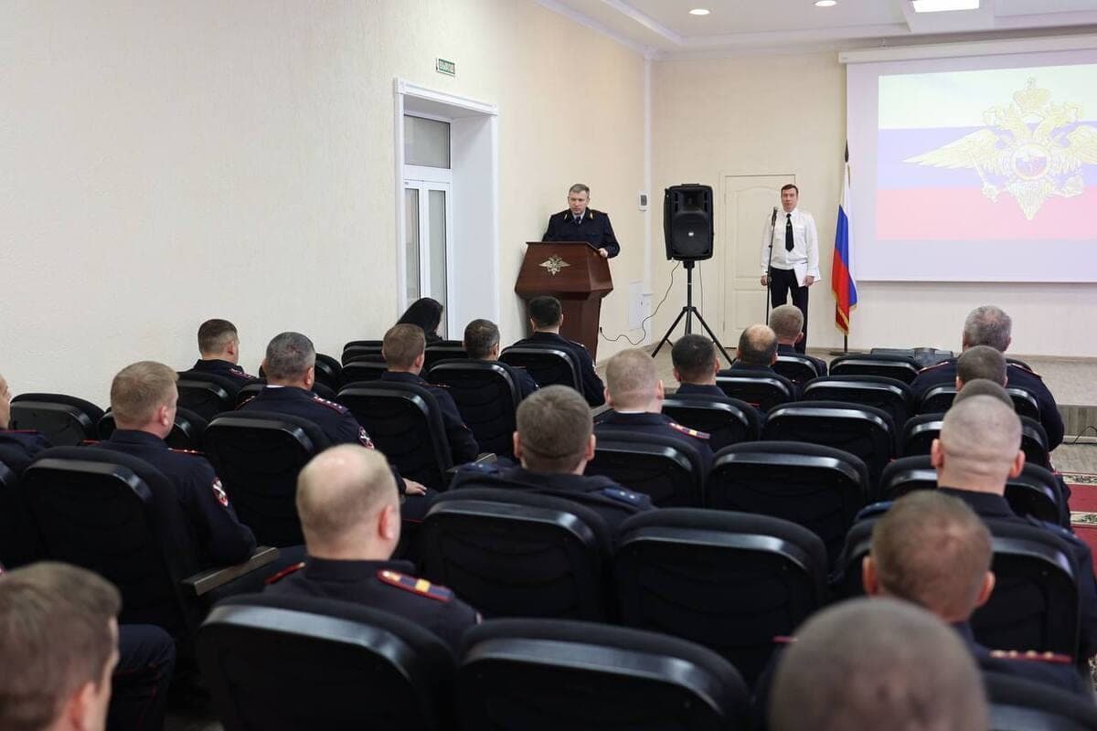 In the Voronezh Central of the Ministry of Internal Affairs awarded distinguished police drivers