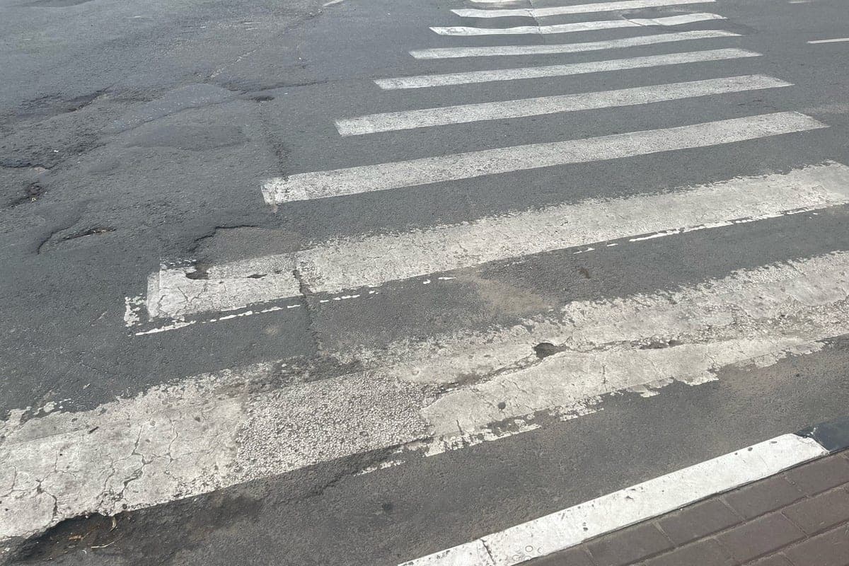 Ливенская автоледи пыталась оспорить штраф за не пропуск пешехода на зебре