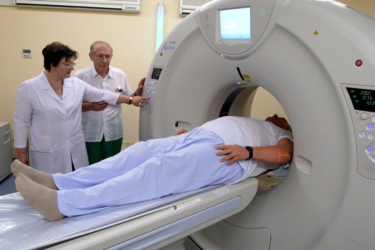 Эксперты назвали риски для системы ОМС в стране