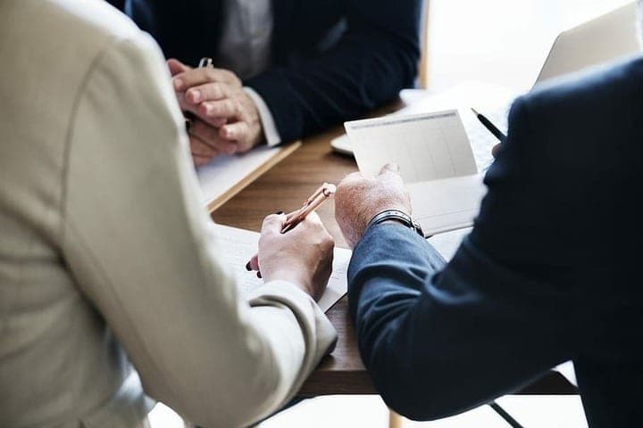 Im Bezirk Telman diskutiert Reparatur, Energiereserve und neue Arbeitsplätze