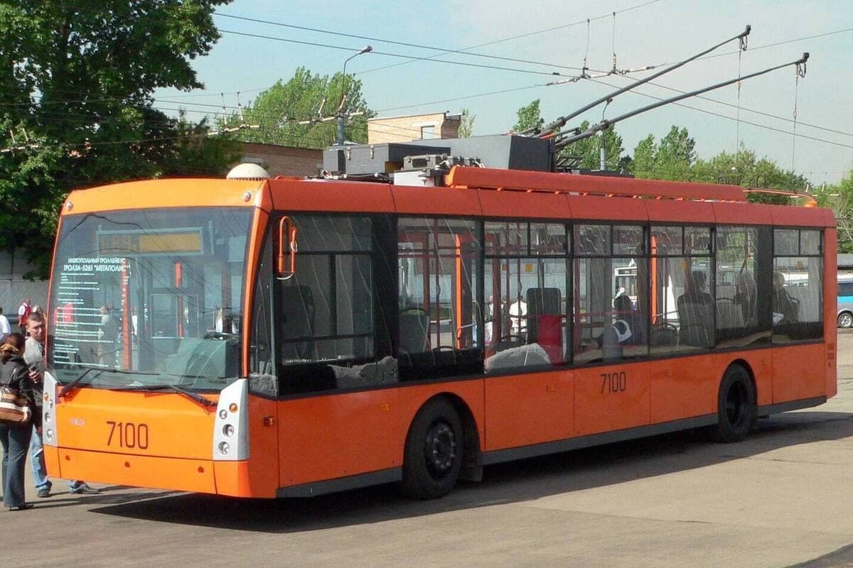 In Yalta, the water level on the territory of the trolleybus park decreases