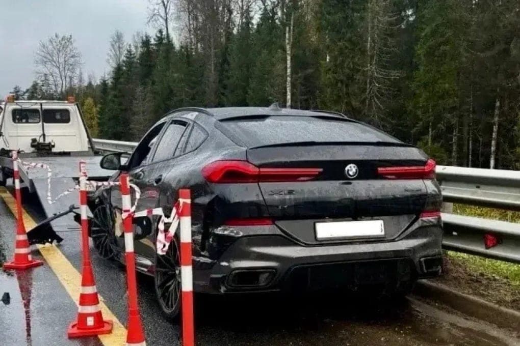 В Маловишерском округе в ДТП на трассе М‑11 пострадала юная пассажирка