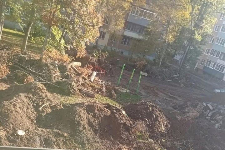 Yaroslavtsev outraged by the mess they made in the yard