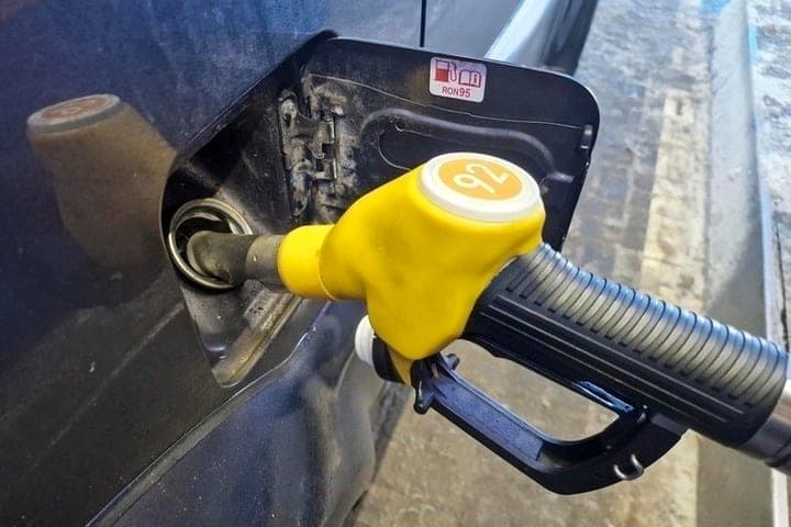 In the Yaroslavl region in September increased prices for education, fuel and tickets