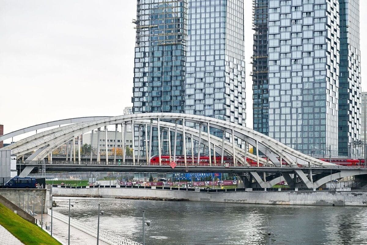 Sergey Sobyanin told how transformed Shelekikhinskaya embankment
