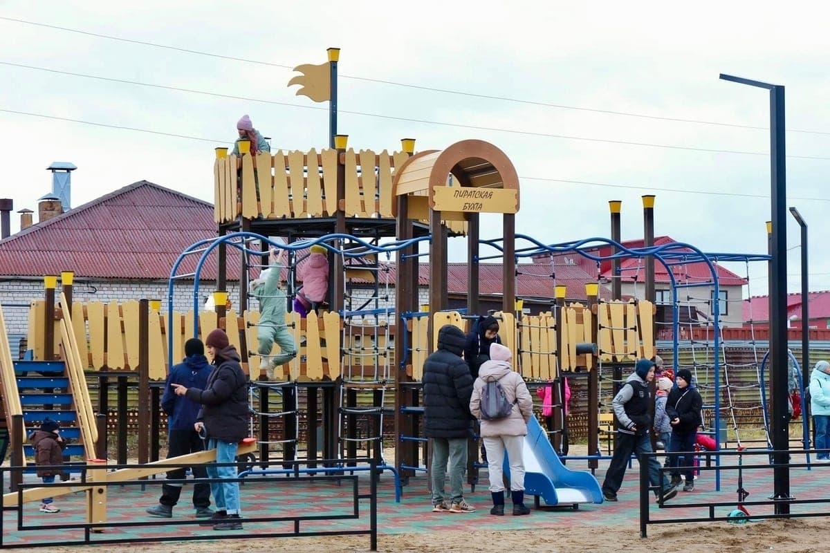 On the street Worker appeared a modern game complex “Pirate Bay”