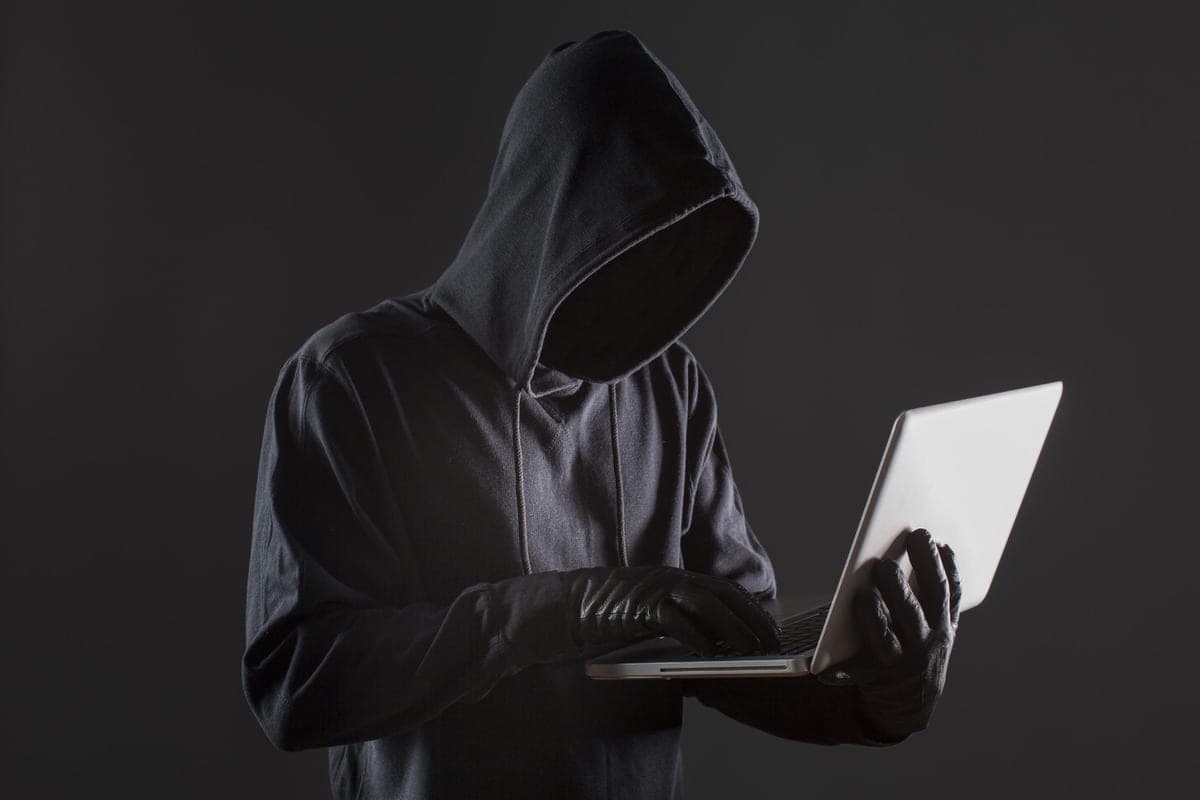 Experts warn parents about dangerous trends on the Internet