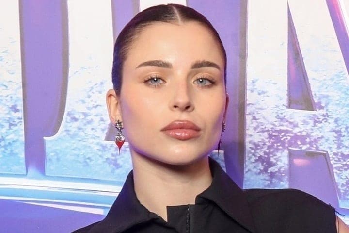 Famous Russian bloggers announced that they will soon become parents