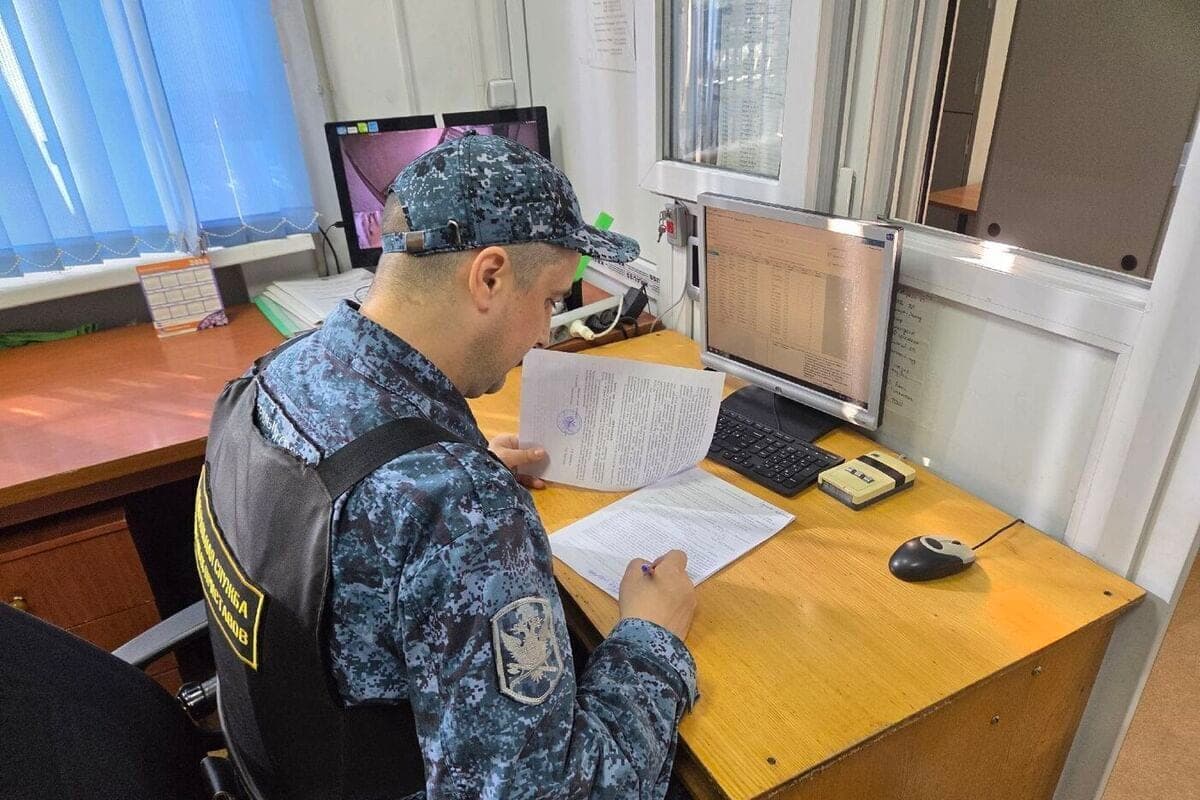 In Kursk, a man was arrested for 5 days for swearing in court